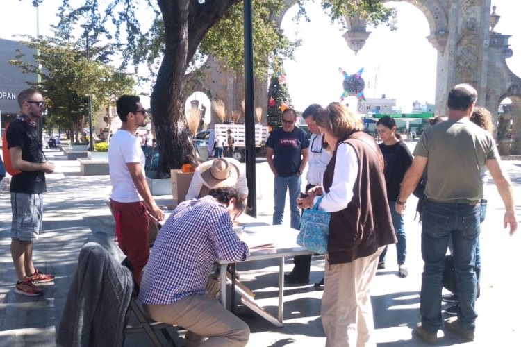 (CASI, CASI. Los organizadores aseguran que están por llegar a la meta de firmas requeridas. Foto: Especial)